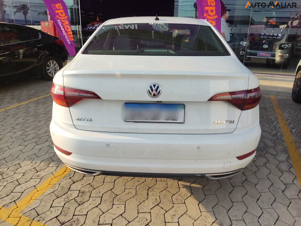 VOLKSWAGEN JETTA 1.4 250 TSI TOTAL FLEX R-LINE TIPTRONIC