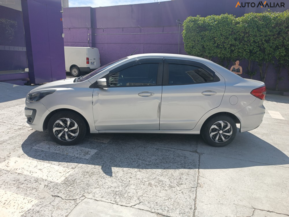 FORD KA 1.0 TI-VCT FLEX SE SEDAN MANUAL