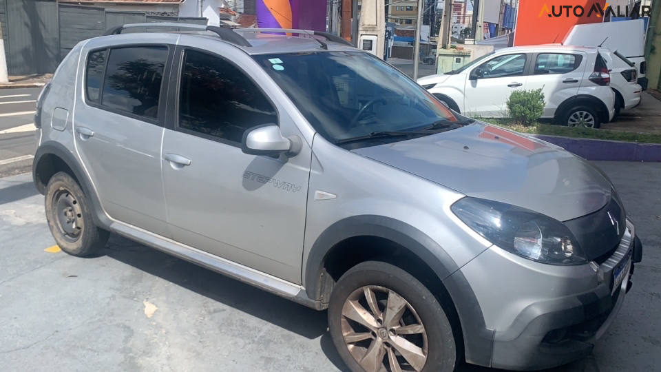 RENAULT SANDERO 1.6 STEPWAY 8V FLEX 4P MANUAL