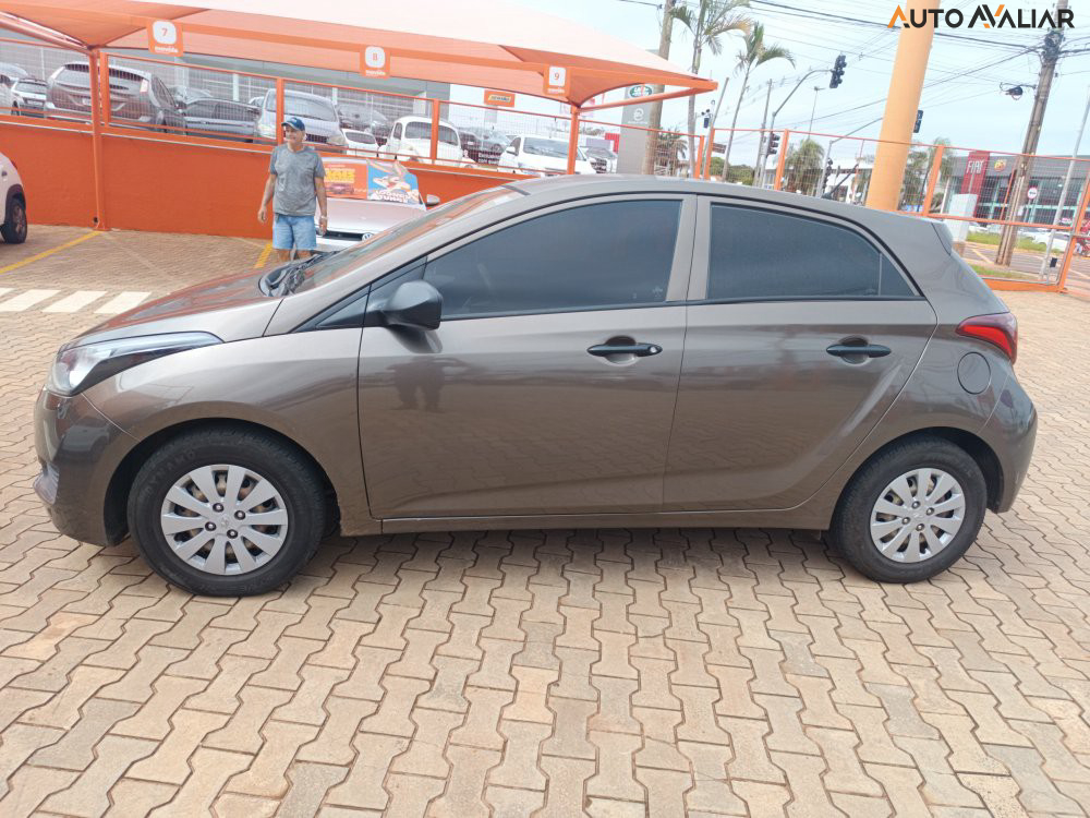 HYUNDAI HB20 1.0 UNIQUE 12V FLEX 4P MANUAL