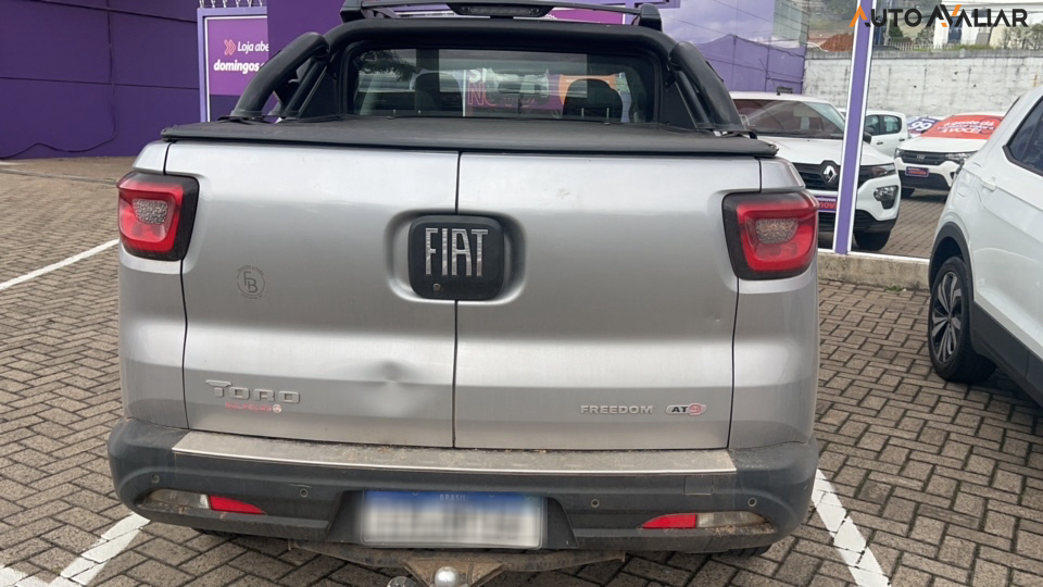 FIAT TORO 2.0 16V TURBO DIESEL FREEDOM 4WD AT9