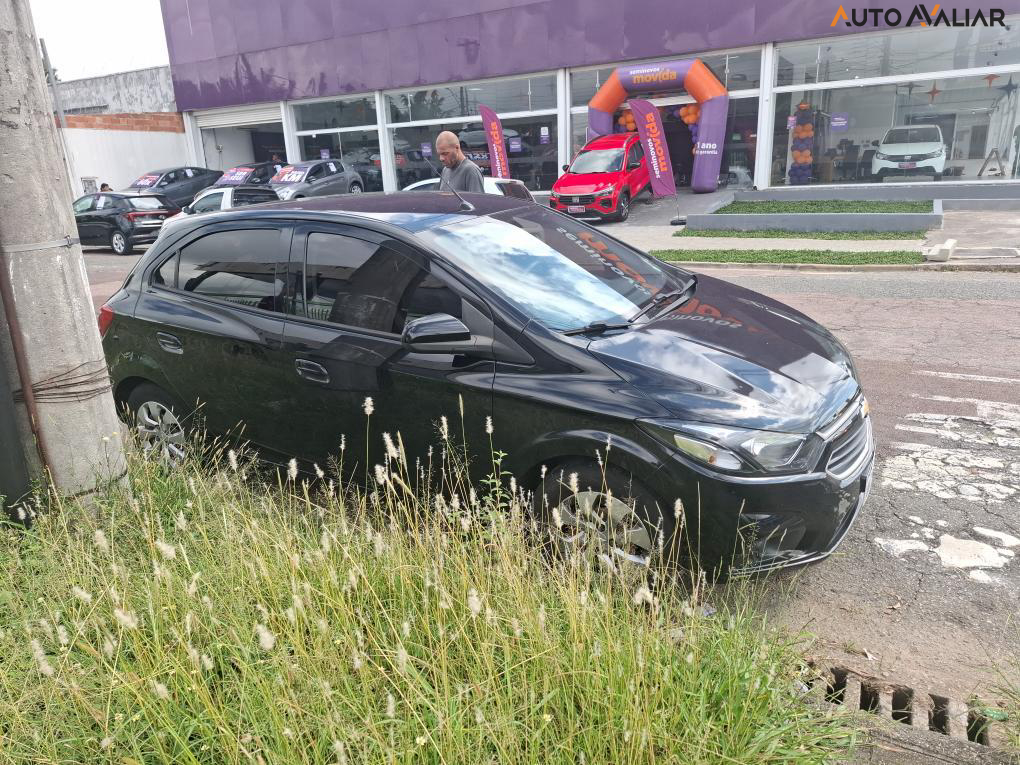 CHEVROLET ONIX 1.0 MPFI LT 8V FLEX 4P MANUAL