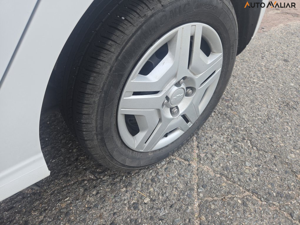 CHEVROLET ONIX 1.0 MPFI JOY 8V FLEX 4P MANUAL