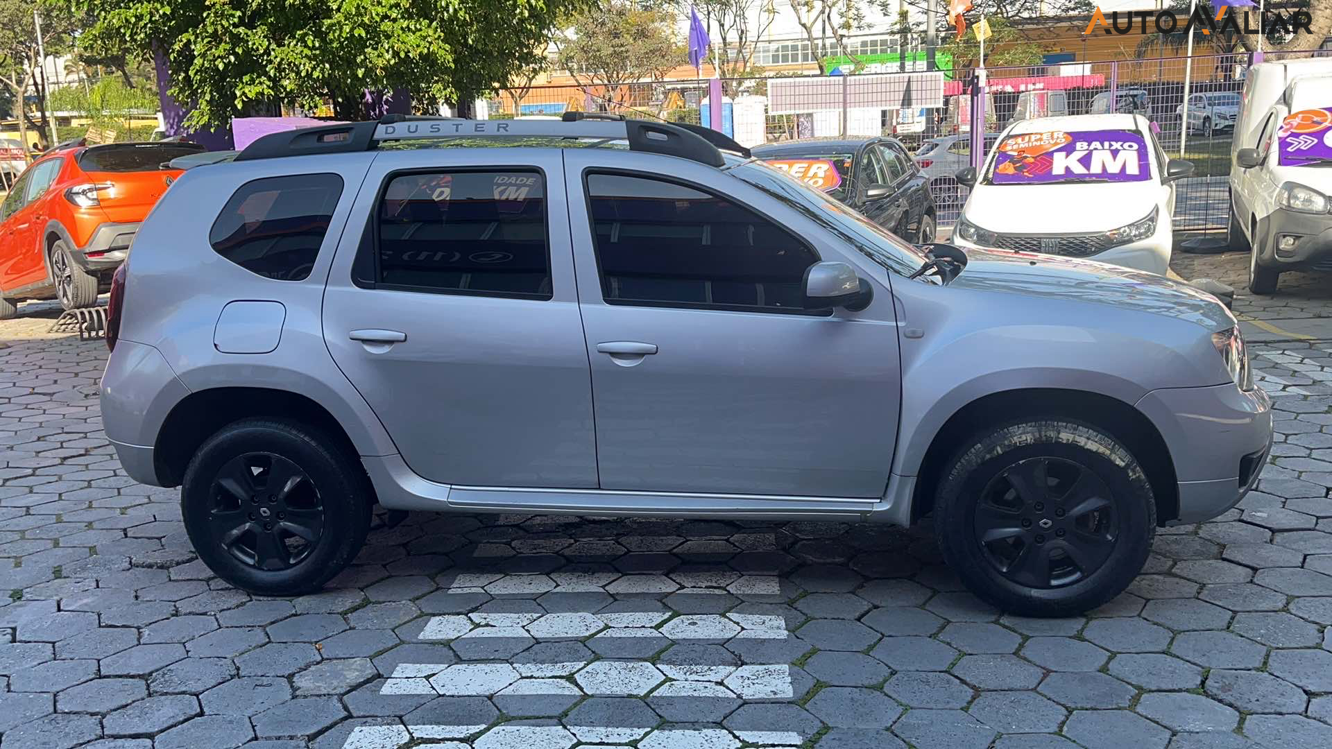 RENAULT DUSTER 2.0 DYNAMIQUE 4X2 16V FLEX 4P AUTOMATICO