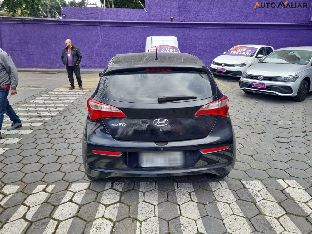 HYUNDAI HB20 1.0 COMFORT 12V FLEX 4P MANUAL