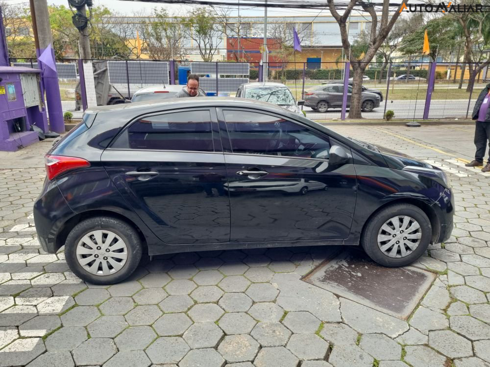 HYUNDAI HB20 1.0 COMFORT 12V FLEX 4P MANUAL