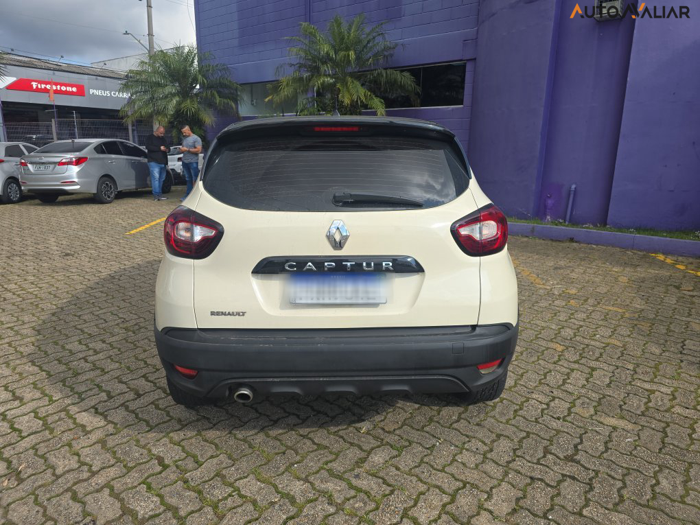 RENAULT CAPTUR 1.6 16V SCE FLEX LIFE X-TRONIC