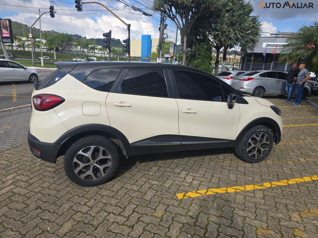 RENAULT CAPTUR 1.6 16V SCE FLEX LIFE X-TRONIC