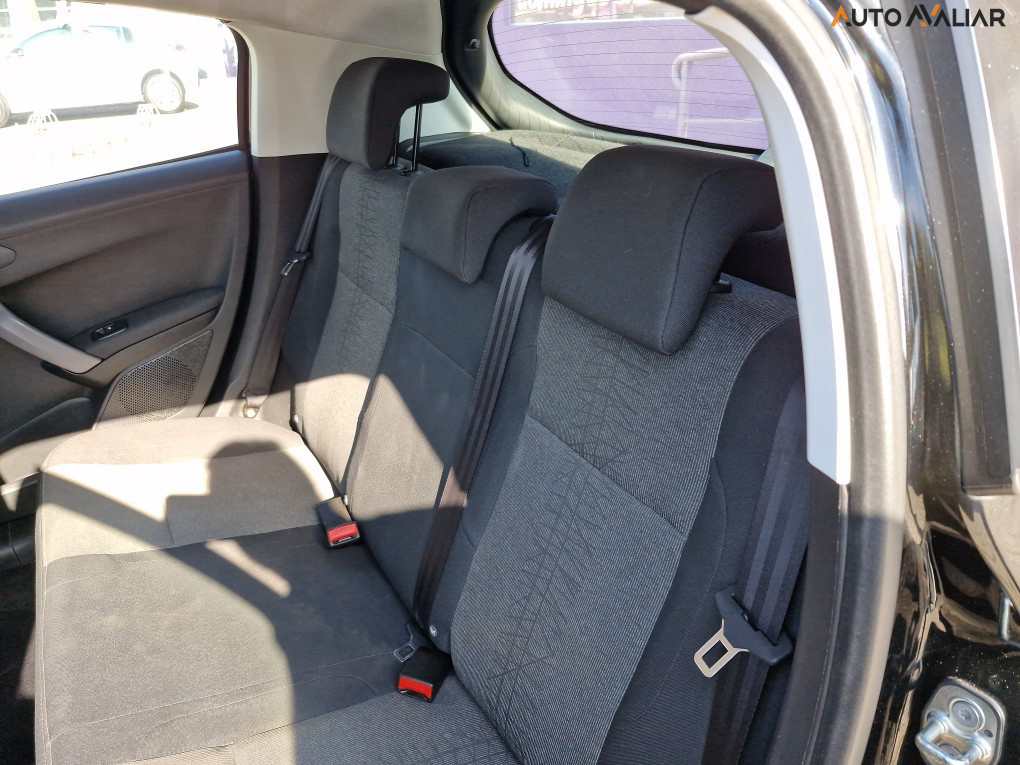 PEUGEOT 208 1.2 ACTIVE 12V FLEX 4P MANUAL