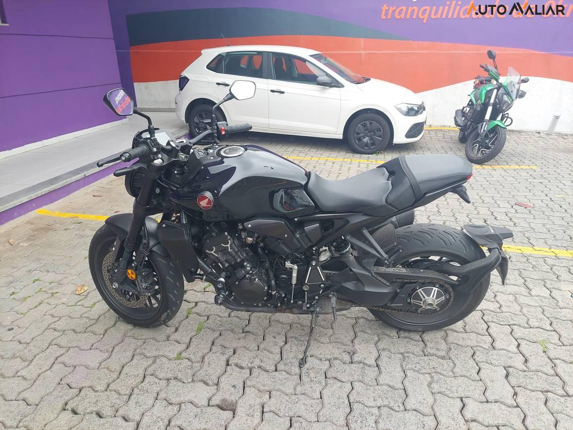 HONDA CB 1000R BLACK EDITION