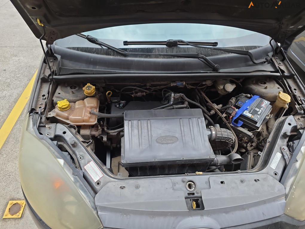 FORD FIESTA 1.0 MPI HATCH 8V FLEX 4P MANUAL