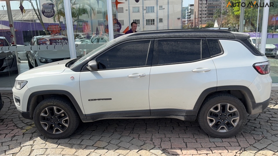 JEEP COMPASS 2.0 16V DIESEL TRAILHAWK 4X4 AUTOMATICO
