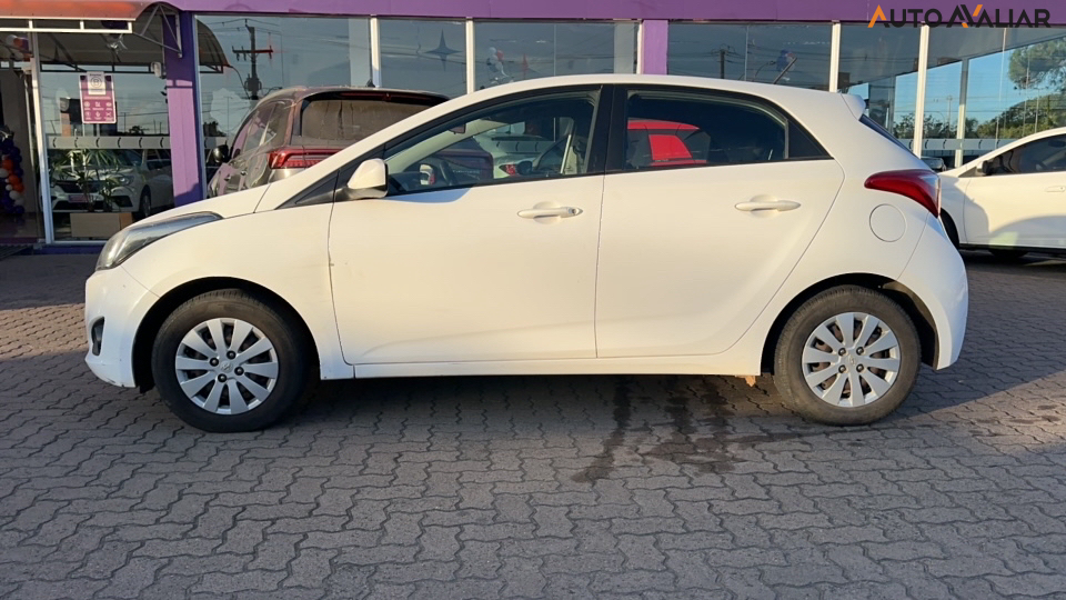 HYUNDAI HB20 1.6 COMFORT PLUS 16V FLEX 4P MANUAL