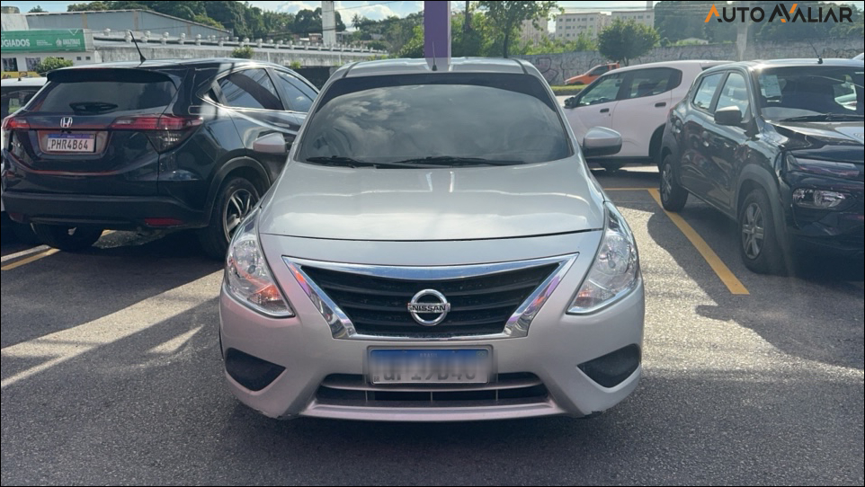 NISSAN VERSA 1.6 16V FLEXSTART V-DRIVE PLUS XTRONIC