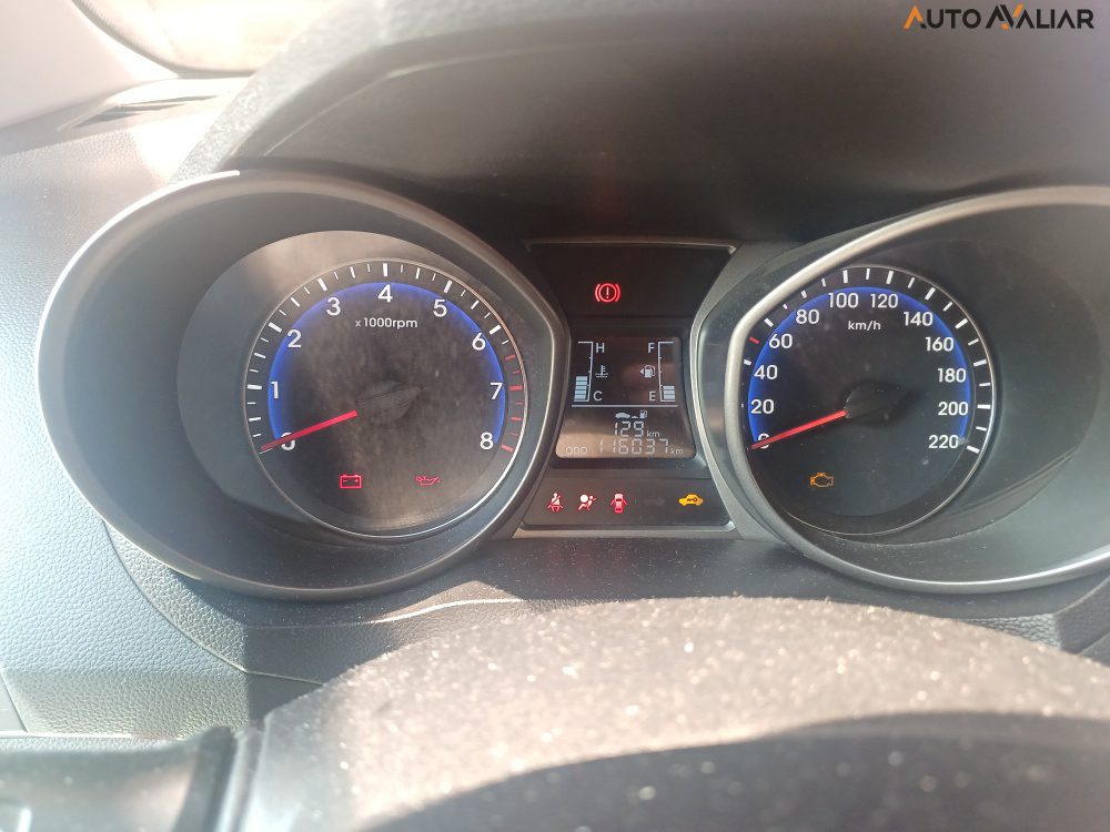 HYUNDAI HB20S 1.0 COMFORT PLUS 12V FLEX 4P MANUAL