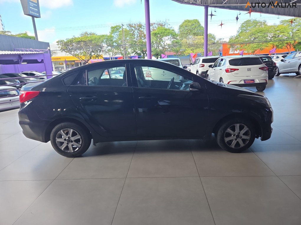 HYUNDAI HB20S 1.0 COMFORT PLUS 12V FLEX 4P MANUAL