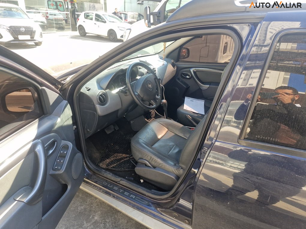 RENAULT DUSTER 2.0 DYNAMIQUE 4X2 16V FLEX 4P AUTOMATICO