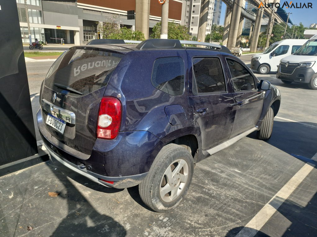 RENAULT DUSTER 2.0 DYNAMIQUE 4X2 16V FLEX 4P AUTOMATICO