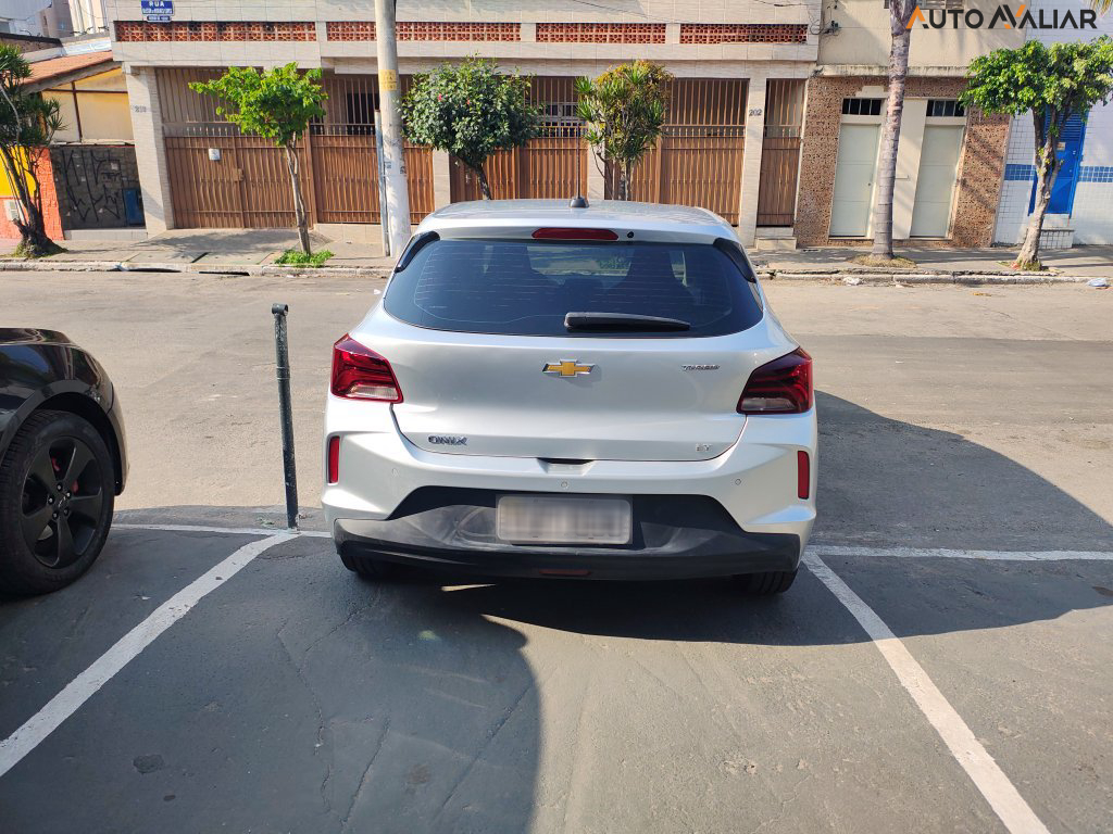 CHEVROLET ONIX 1.0 TURBO FLEX LT MANUAL