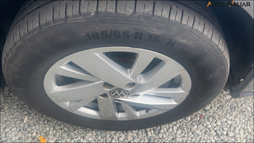VOLKSWAGEN POLO 1.0 170 TSI COMFORTLINE AUTOMÁTICO