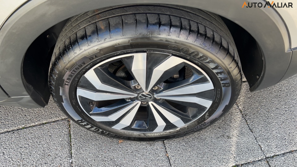 VOLKSWAGEN T-CROSS 1.0 200 TSI TOTAL FLEX COMFORTLINE AUTOMÁTICO