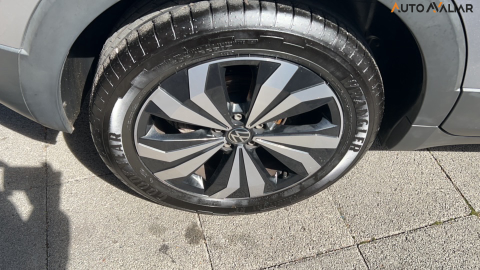 VOLKSWAGEN T-CROSS 1.0 200 TSI TOTAL FLEX COMFORTLINE AUTOMÁTICO