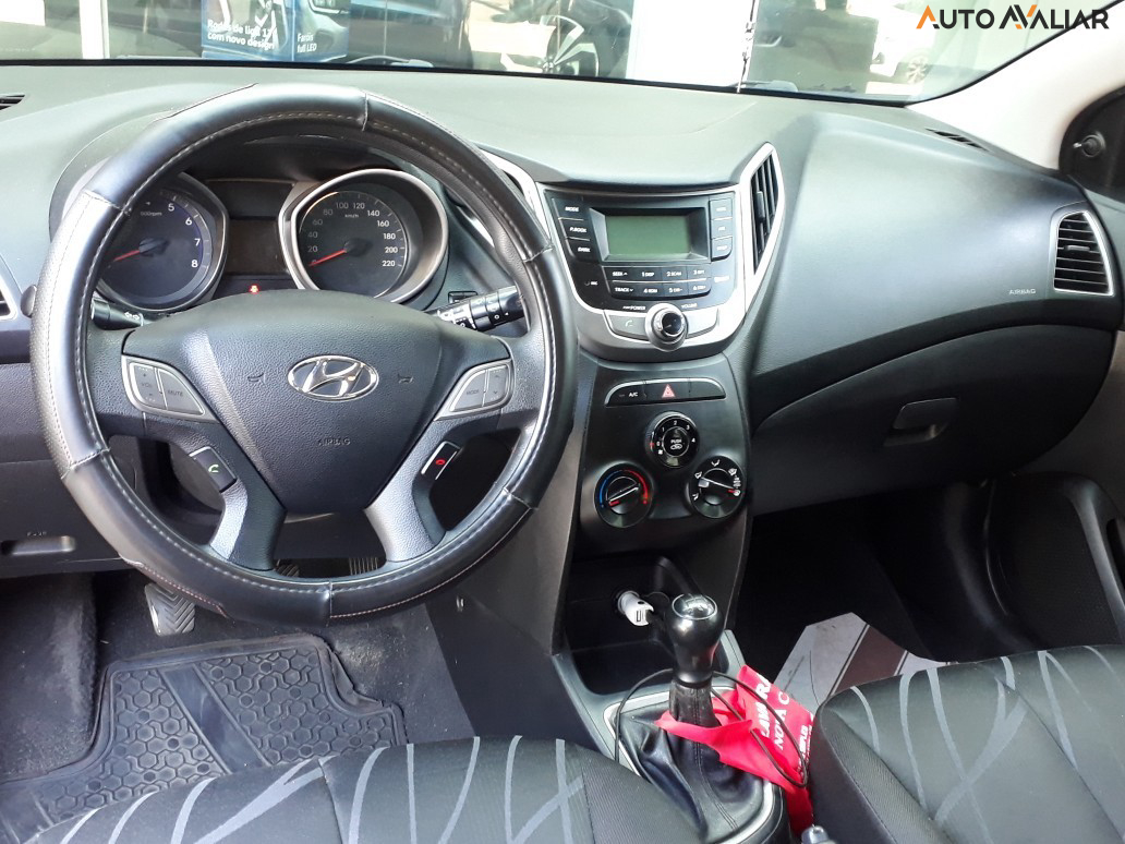 HYUNDAI HB20 1.0 COMFORT 12V FLEX 4P MANUAL