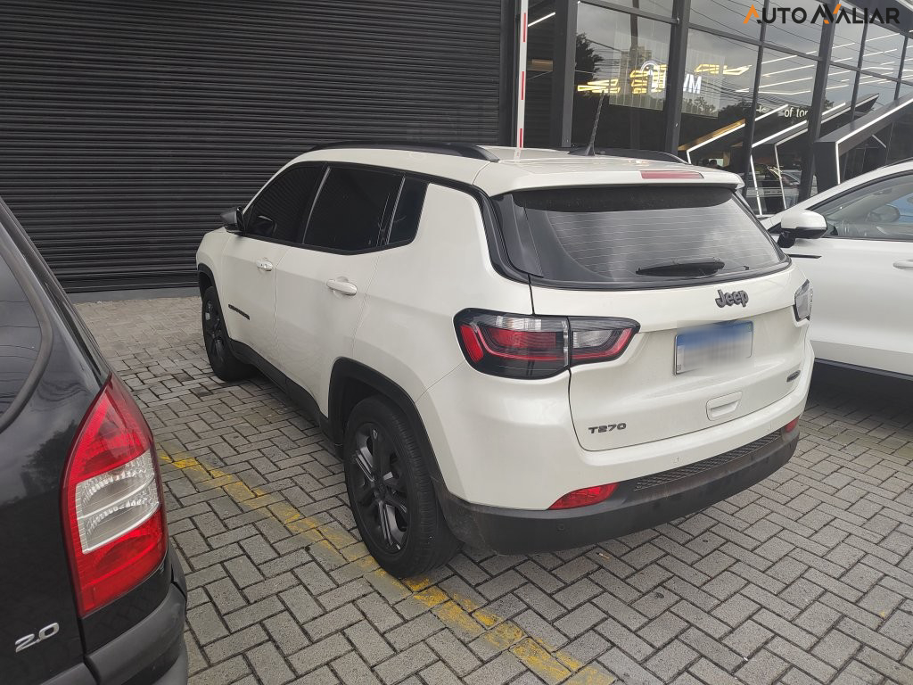 JEEP COMPASS 1.3 T270 TURBO FLEX LONGITUDE AT6