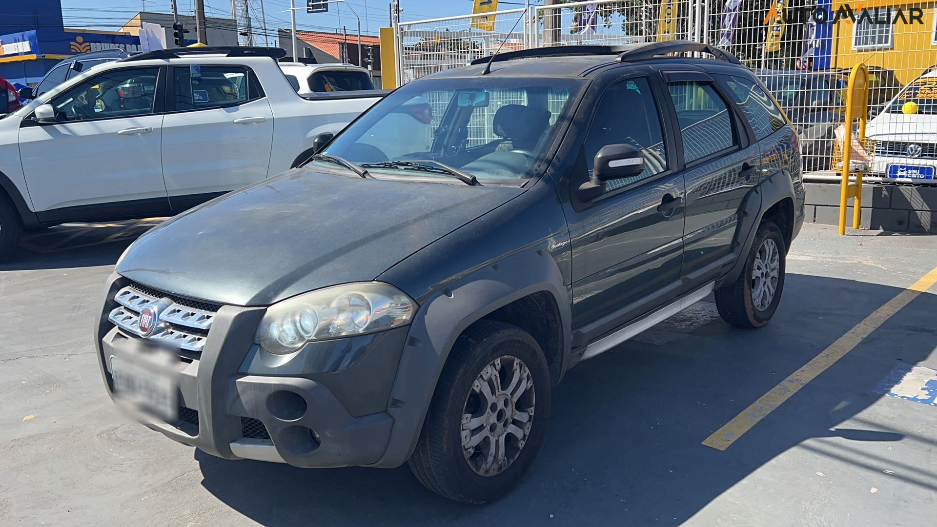 FIAT PALIO 1.8 MPI ADVENTURE LOCKER WEEKEND 8V FLEX 4P AUTOMATIZADO