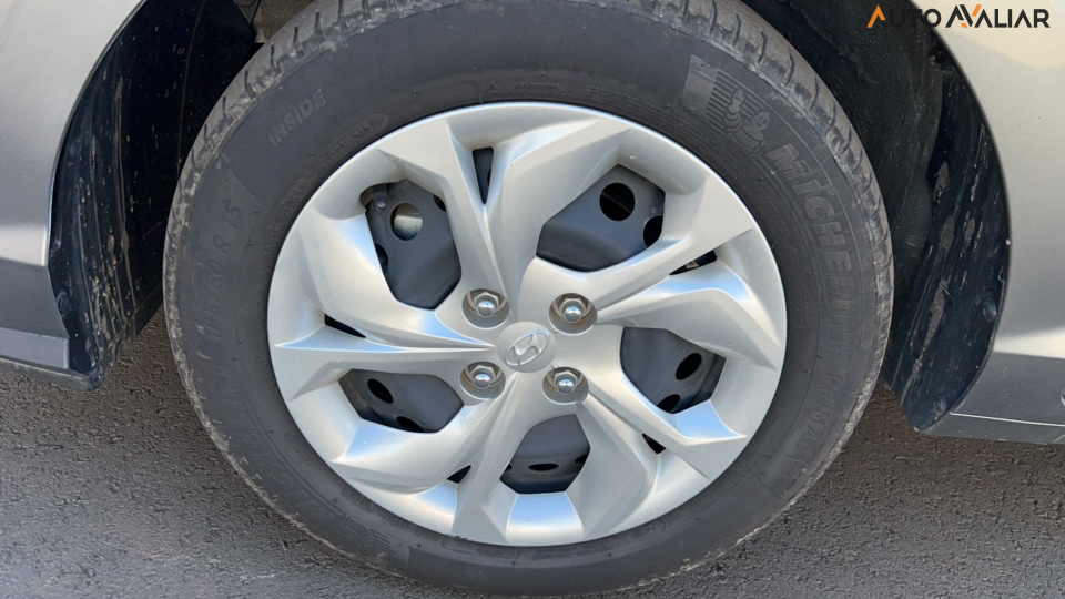 HYUNDAI HB20S 1.0 12V FLEX COMFORT PLUS MANUAL