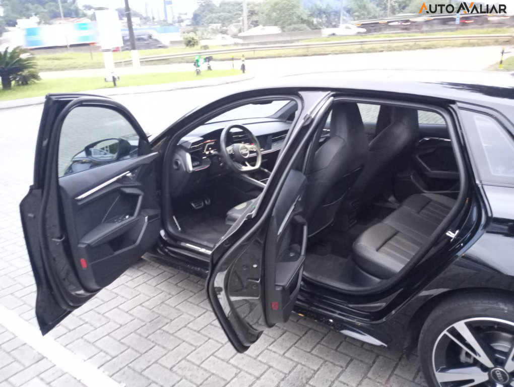 AUDI A3 2.0 40 TFSI MHEV SPORTBACK PERFORMANCE BLACK S-TRONIC