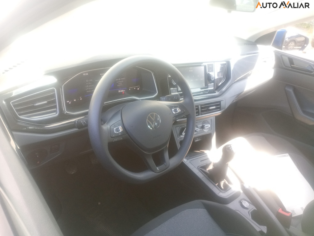VOLKSWAGEN VIRTUS 1.0 170 TSI MANUAL