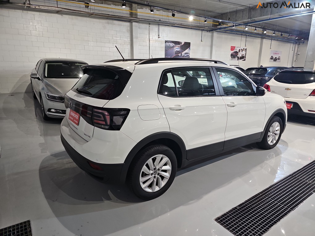 VOLKSWAGEN T-CROSS 1.0 200 TSI TOTAL FLEX AUTOMÁTICO