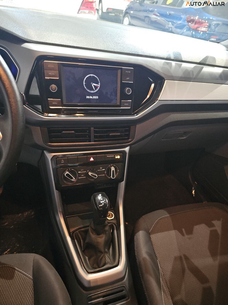 VOLKSWAGEN T-CROSS 1.0 200 TSI TOTAL FLEX AUTOMÁTICO