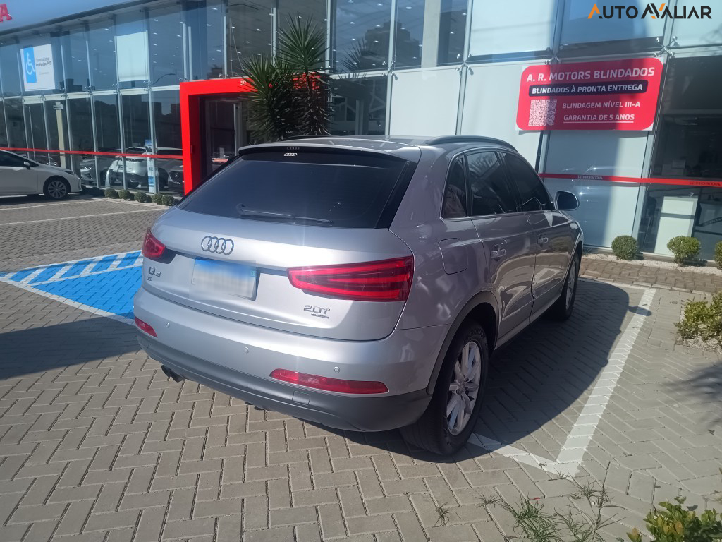 AUDI Q3 2.0 TFSI ATTRACTION QUATTRO 4P GASOLINA S TRONIC