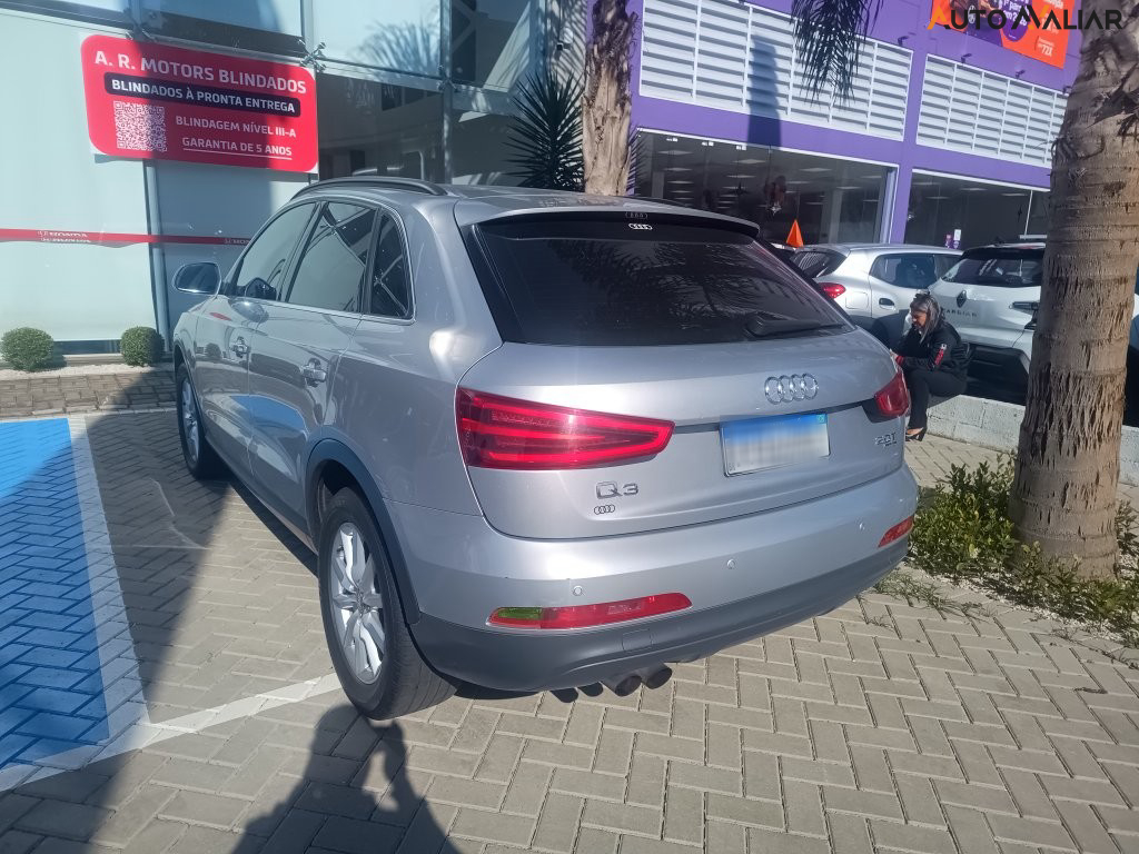 AUDI Q3 2.0 TFSI ATTRACTION QUATTRO 4P GASOLINA S TRONIC