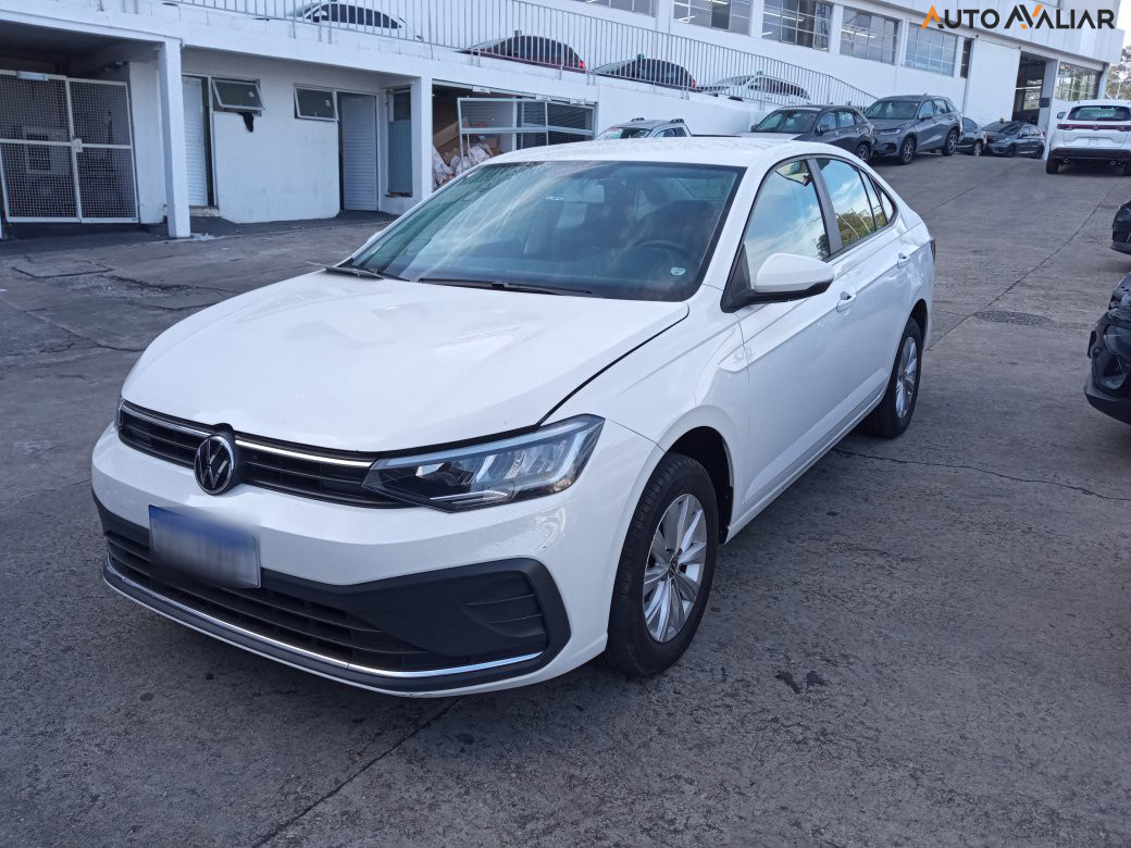 VOLKSWAGEN VIRTUS 1.0 170 TSI MANUAL