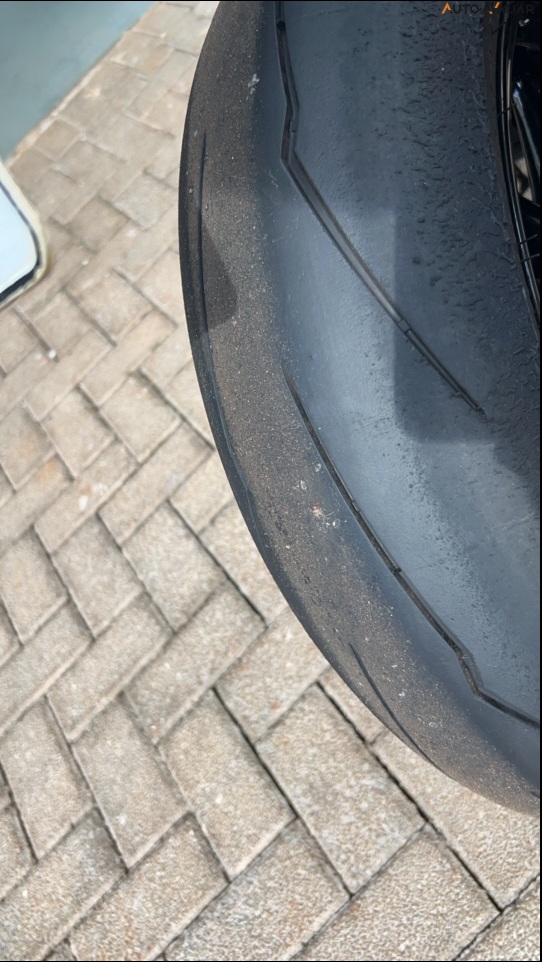 BMW S 1000 RR-M Carbon S 1000 RR-M Carbon