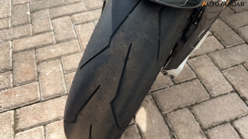 BMW S 1000 RR-M Carbon S 1000 RR-M Carbon