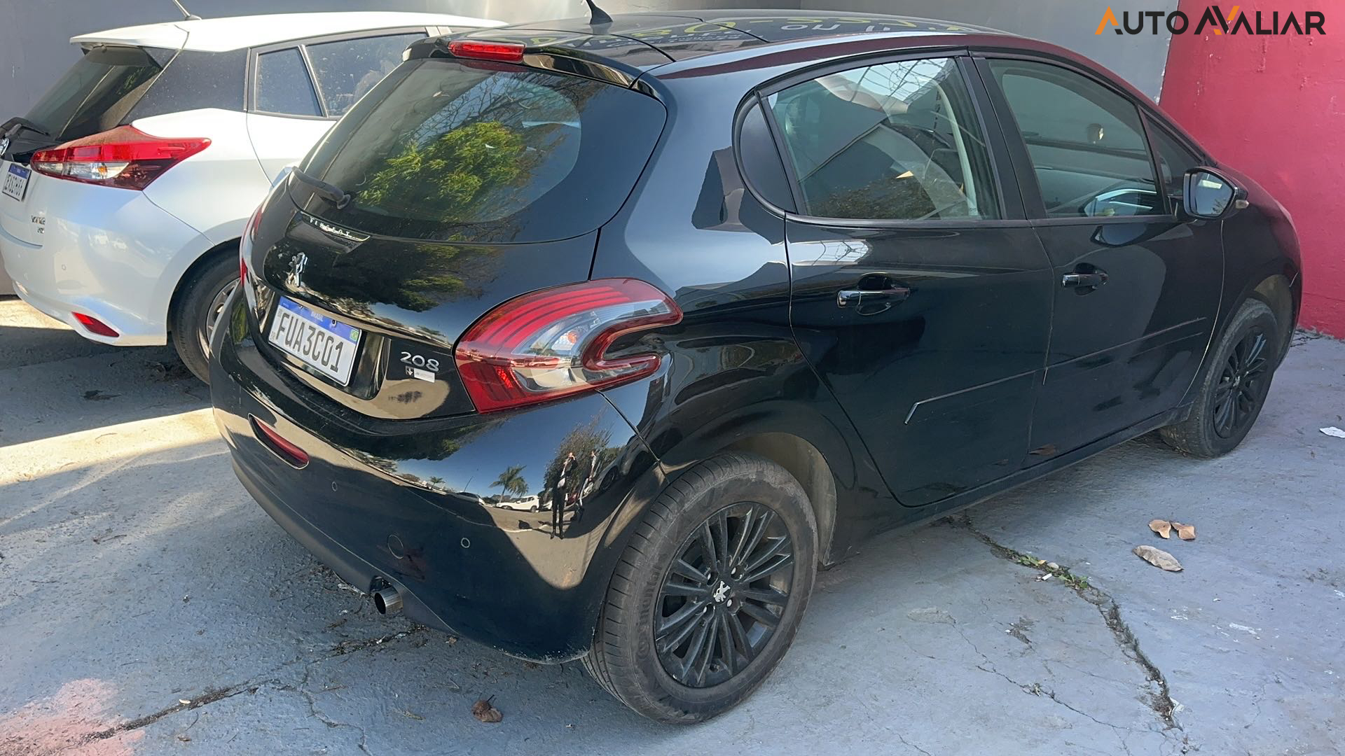 PEUGEOT 208 1.2 ALLURE 12V FLEX 4P MANUAL