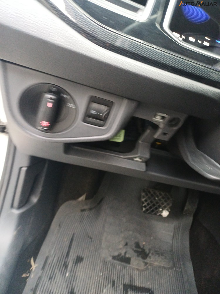 VOLKSWAGEN POLO 1.0 170 TSI COMFORTLINE AUTOMÁTICO