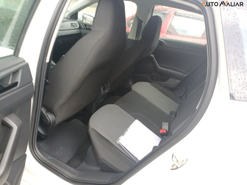 VOLKSWAGEN POLO 1.0 170 TSI COMFORTLINE AUTOMÁTICO