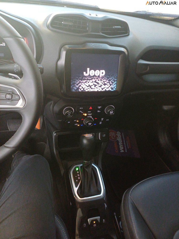 JEEP RENEGADE 1.3 T270 TURBO FLEX LONGITUDE AT6
