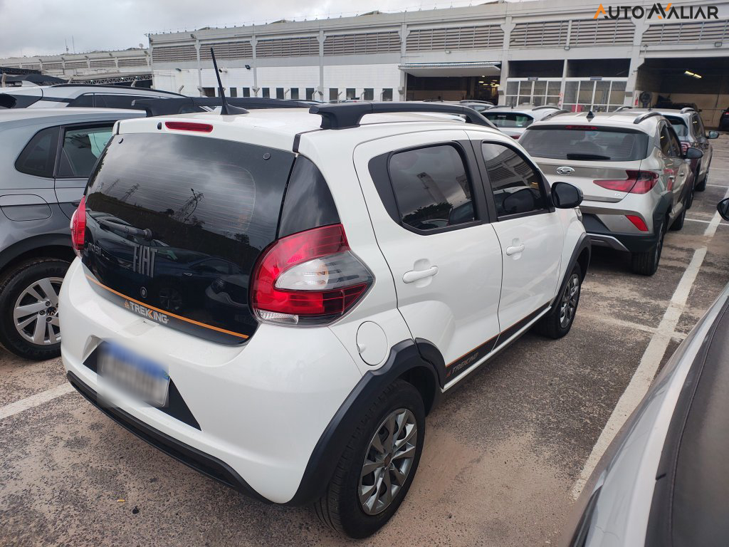 FIAT MOBI 1.0 EVO FLEX TREKKING MANUAL