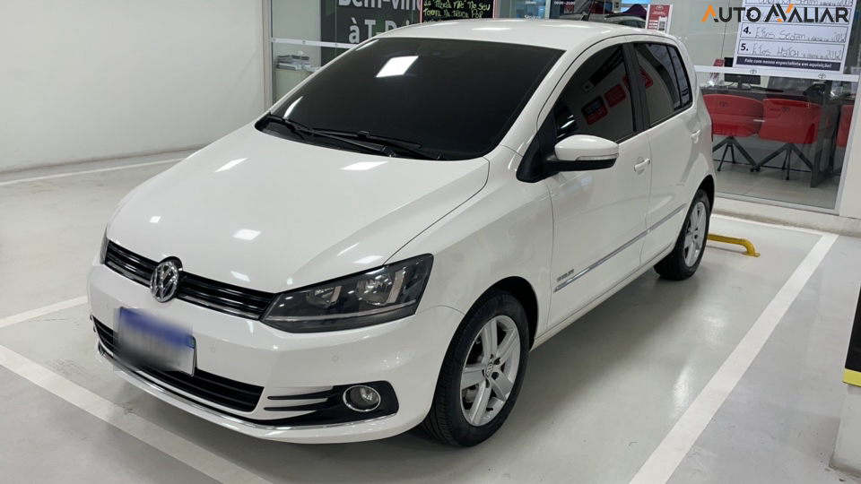VOLKSWAGEN FOX 1.6 MSI HIGHLINE 16V FLEX 4P MANUAL