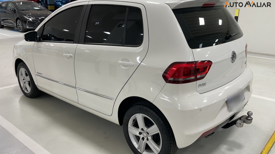 VOLKSWAGEN FOX 1.6 MSI HIGHLINE 16V FLEX 4P MANUAL