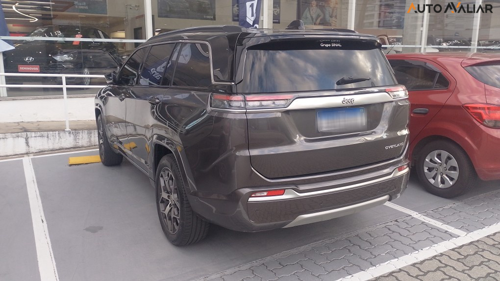 JEEP COMMANDER 1.3 T270 TURBO FLEX OVERLAND AT6