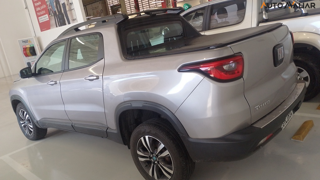FIAT TORO 1.3 TURBO 270 FLEX FREEDOM AT6