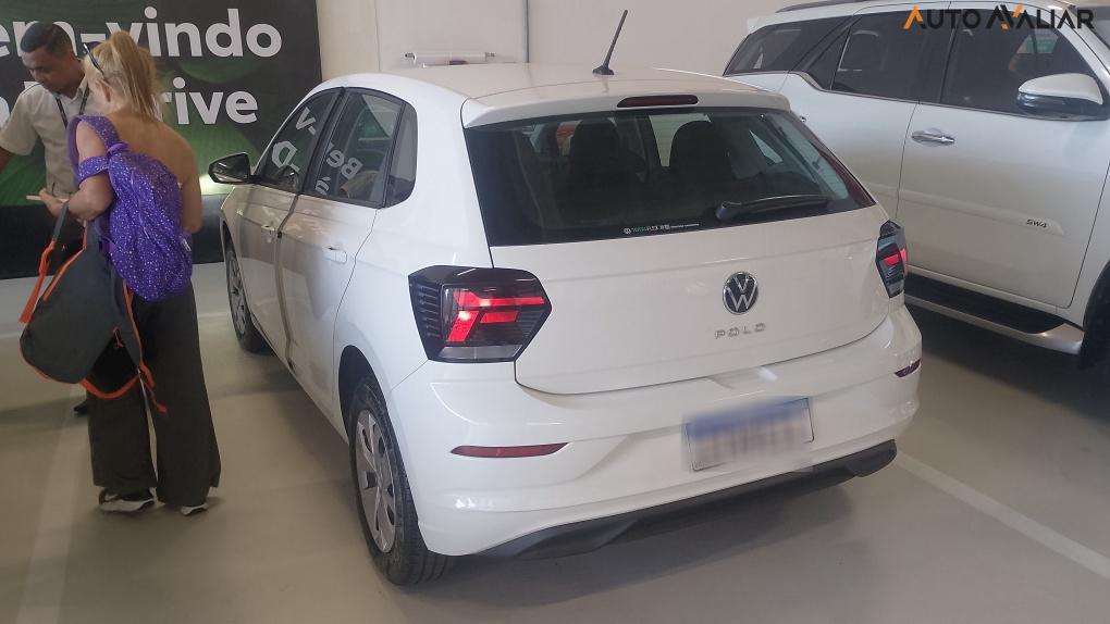 VOLKSWAGEN POLO 1.0 MPI MANUAL