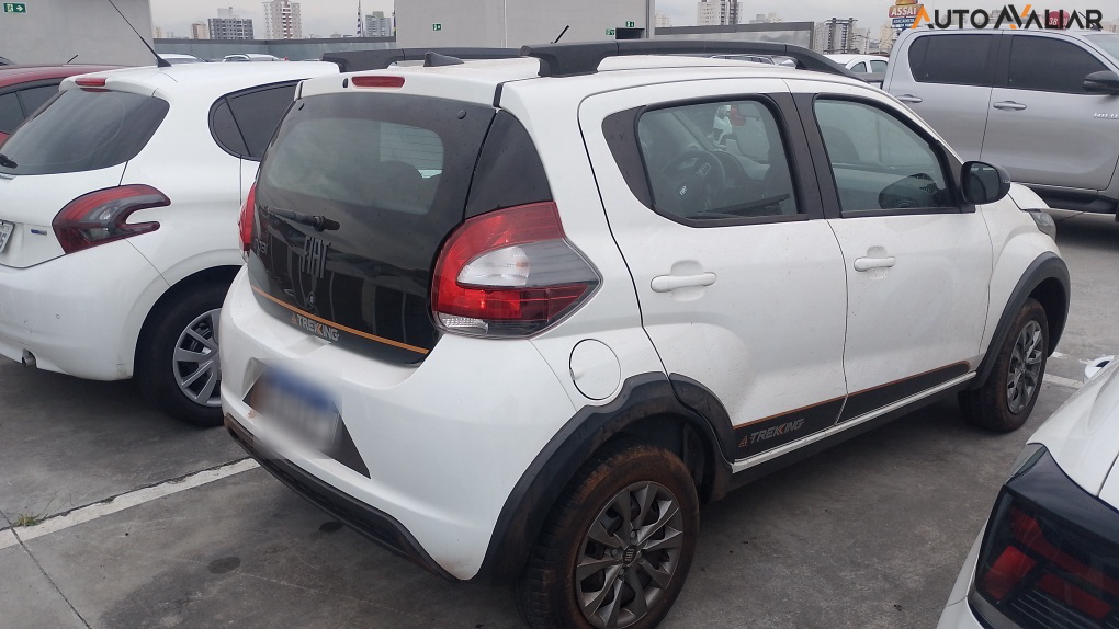 FIAT MOBI 1.0 EVO FLEX TREKKING MANUAL